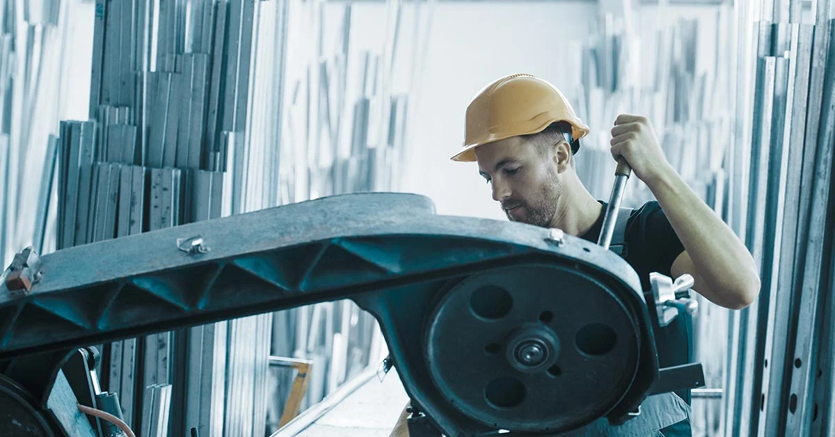 Three Volume Hiring Challenges in Manufacturing (And How to Tackle Them)